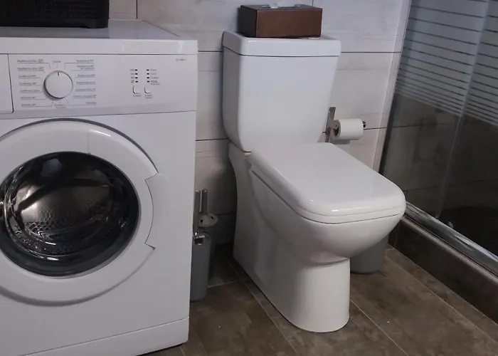 Seaside House For 8 Close To Olympia & The Willa Levendokhórion